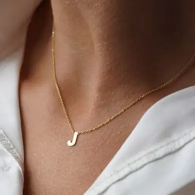 چگونه گردنبند طلا را تمیز کنیم؟